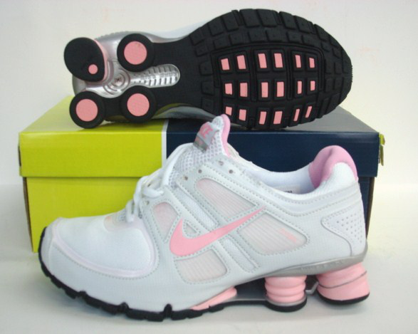 Femme Blanc And Rose Nike Shox R6 Chaussures 983YE82 2014