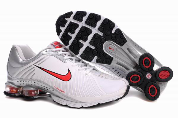 Nike Shox R4 Chaussures Homme Blanc Silvery Rouge 987MY70 2014